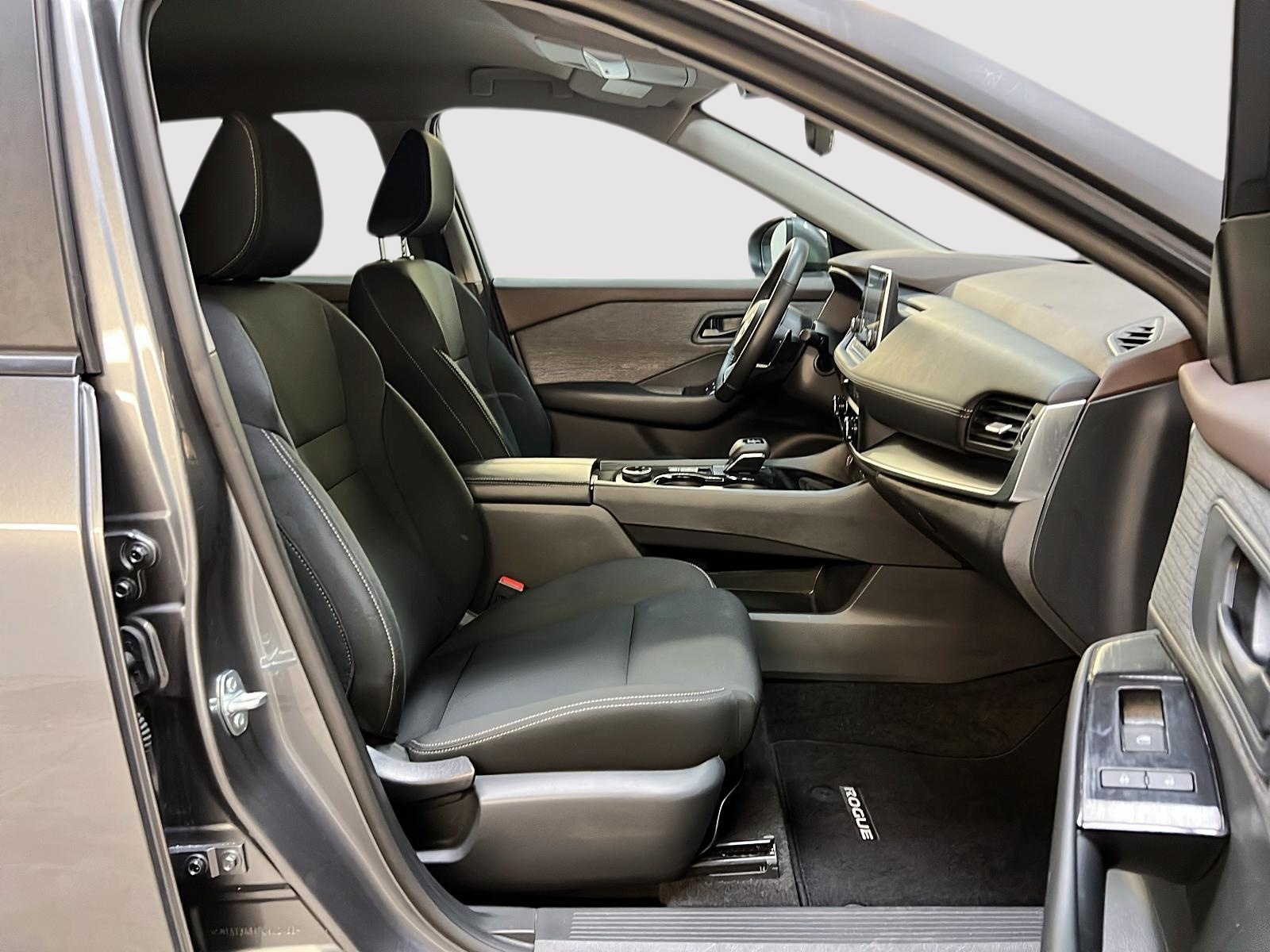 Nissan Rogue 2023 - Image #8