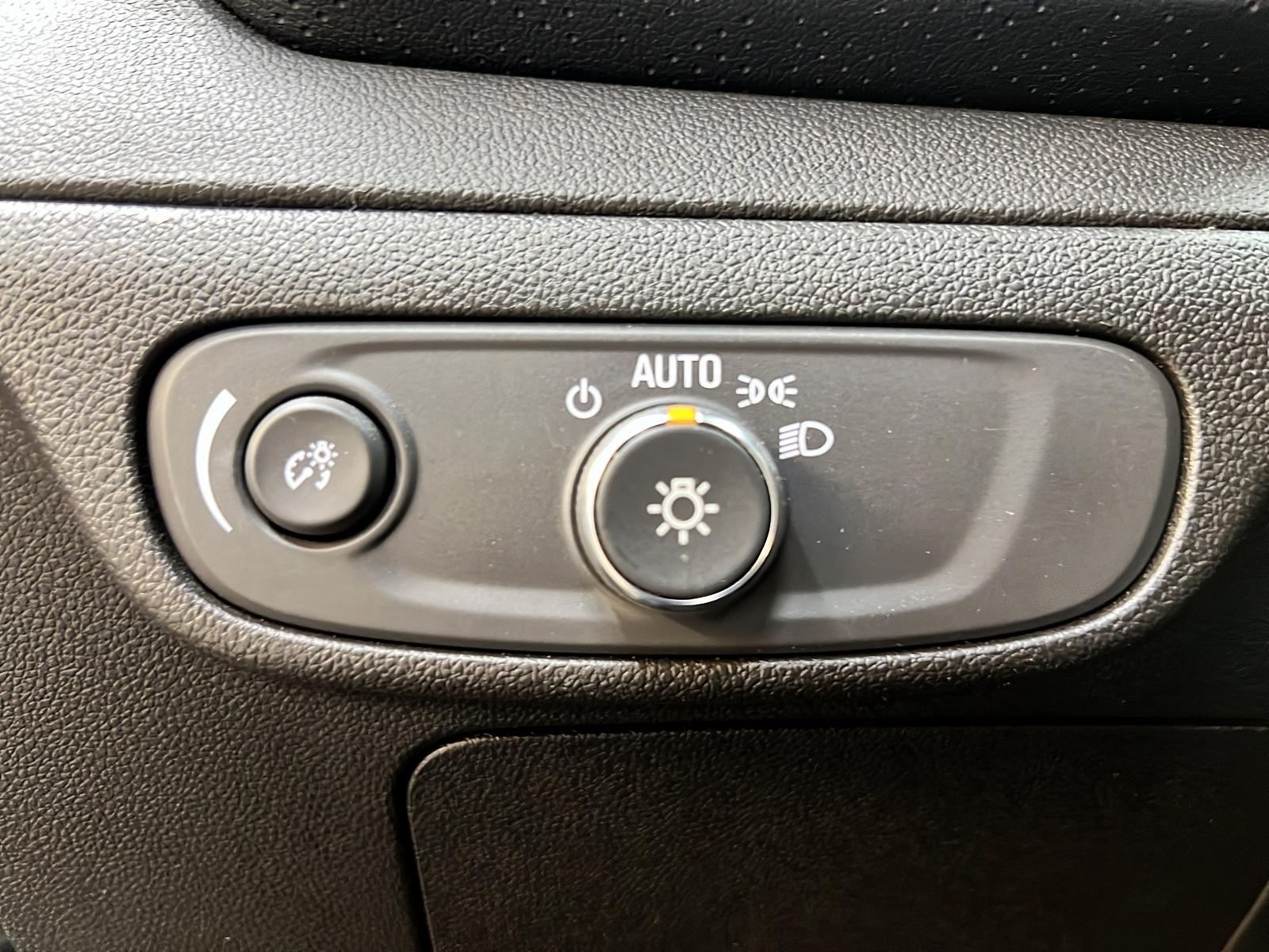 Chevrolet Bolt EUV PREMIER CUIR TOIT PANO NAV 2022 - image #22