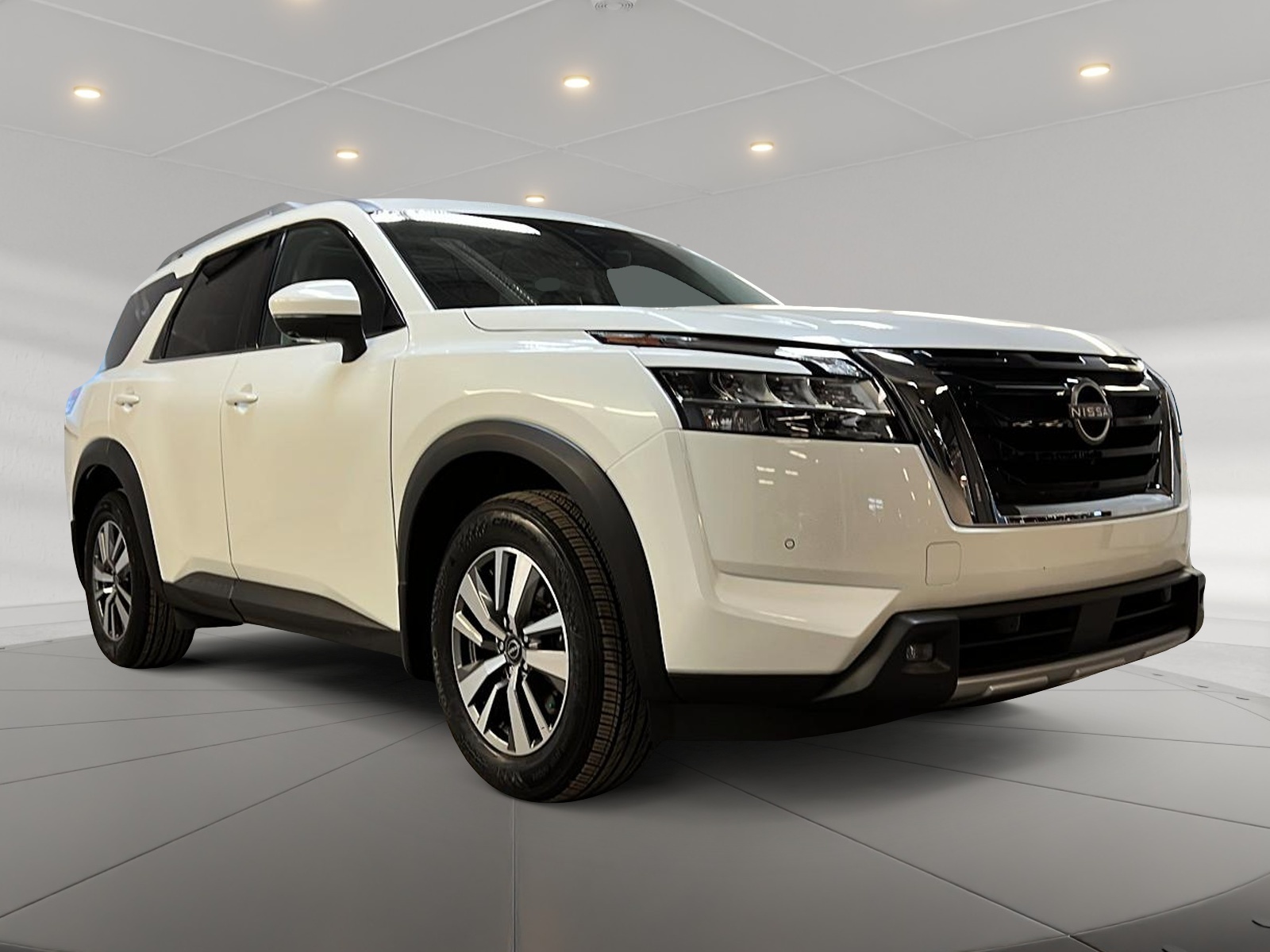 Nissan Pathfinder 2023 - Image #3