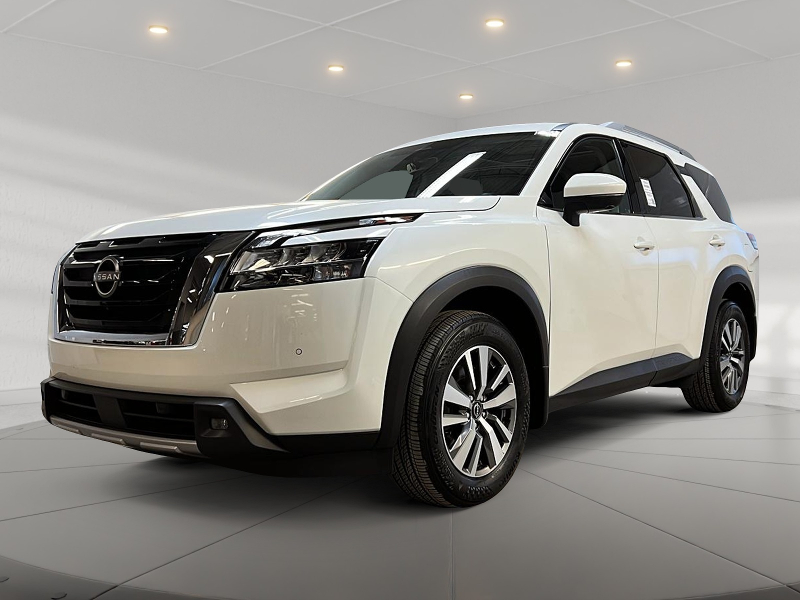 Nissan Pathfinder SL CUIR TOIT PANO NAV 4RM 2023 - image #1