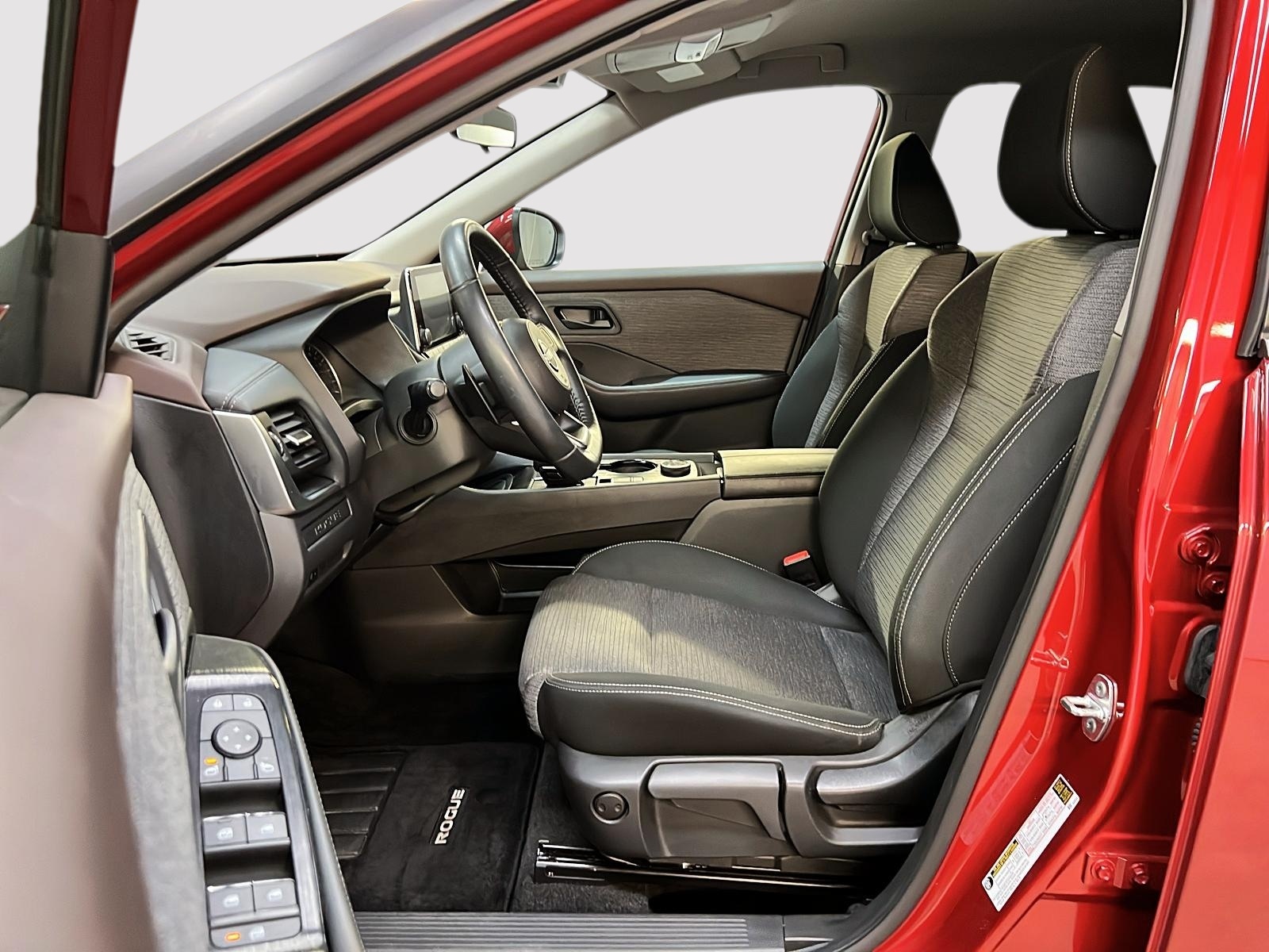 Nissan Rogue 2022 - Image #7