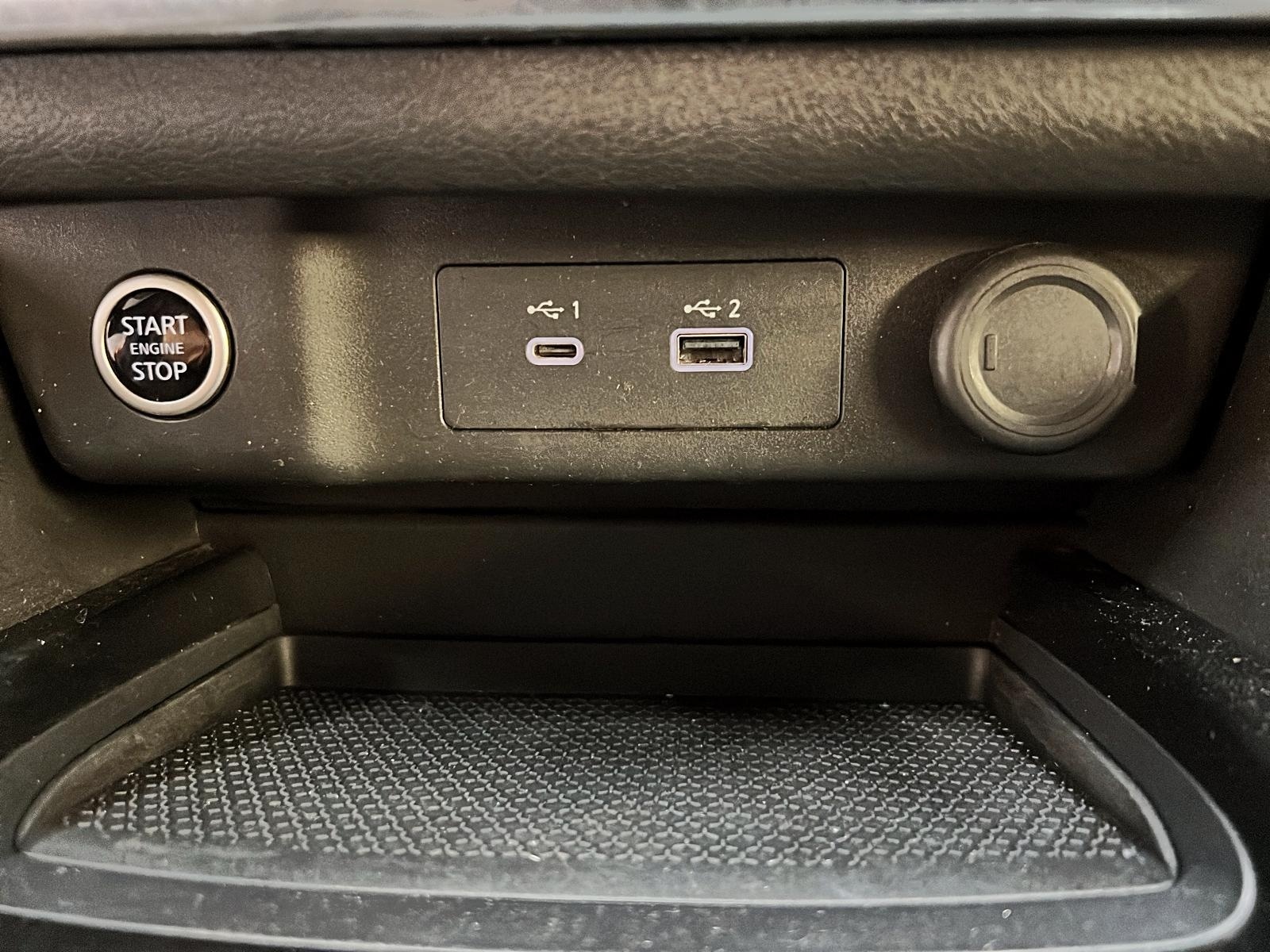 Nissan Rogue 2022 - Image #17