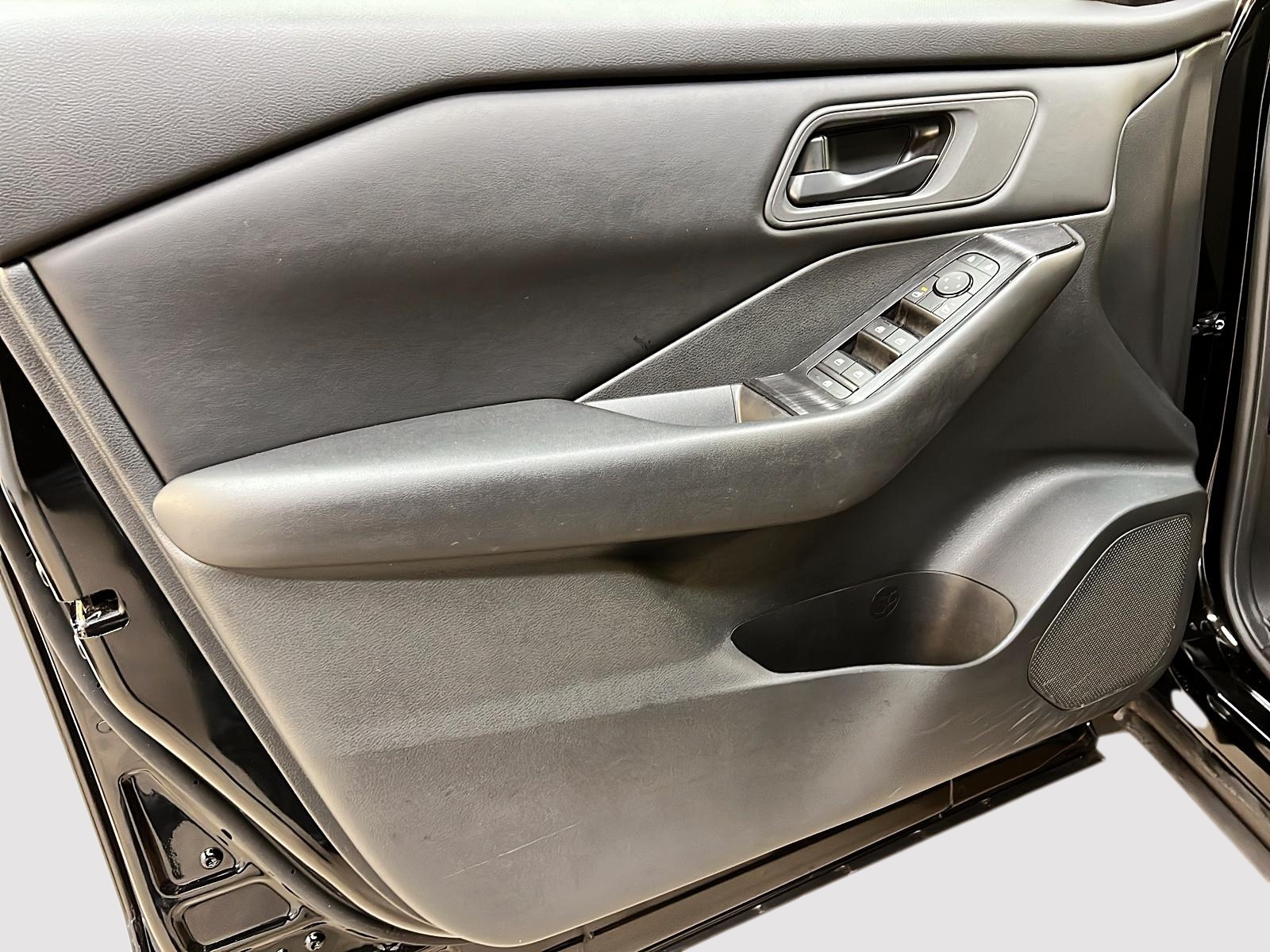 Nissan Rogue 2024 - Image #22
