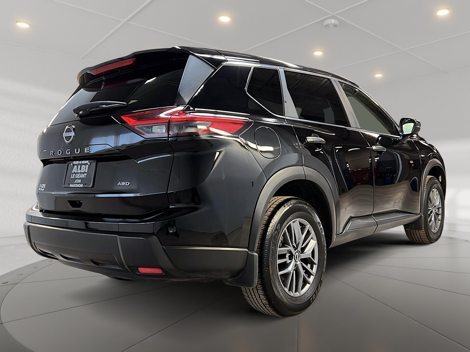 Nissan Rogue S 4RM 2024 - image #4