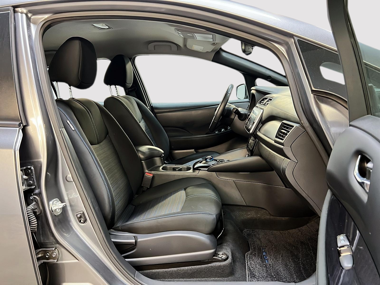 Nissan Leaf 2023 - Image #8