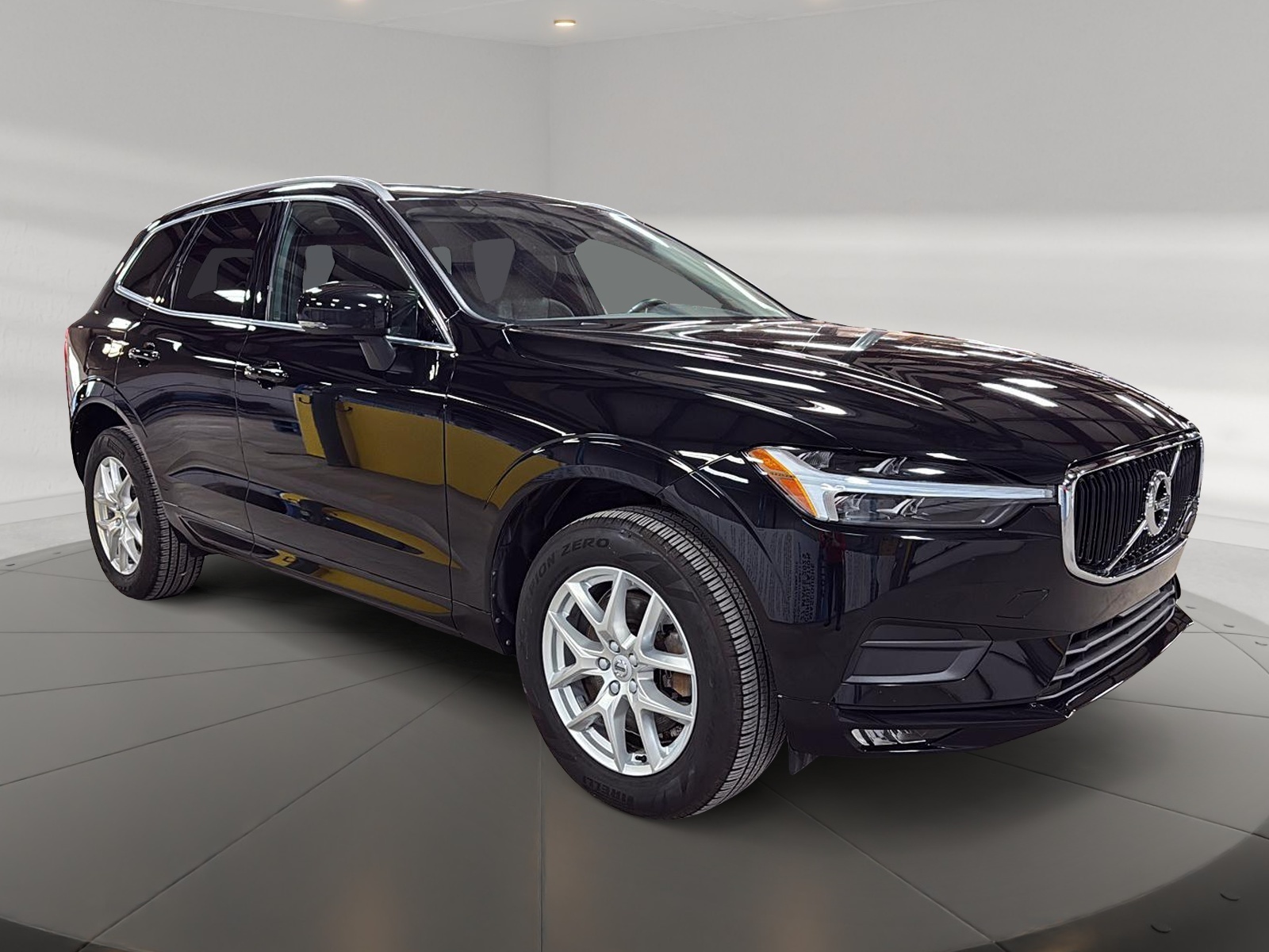Volvo XC60 2021 - Image #3