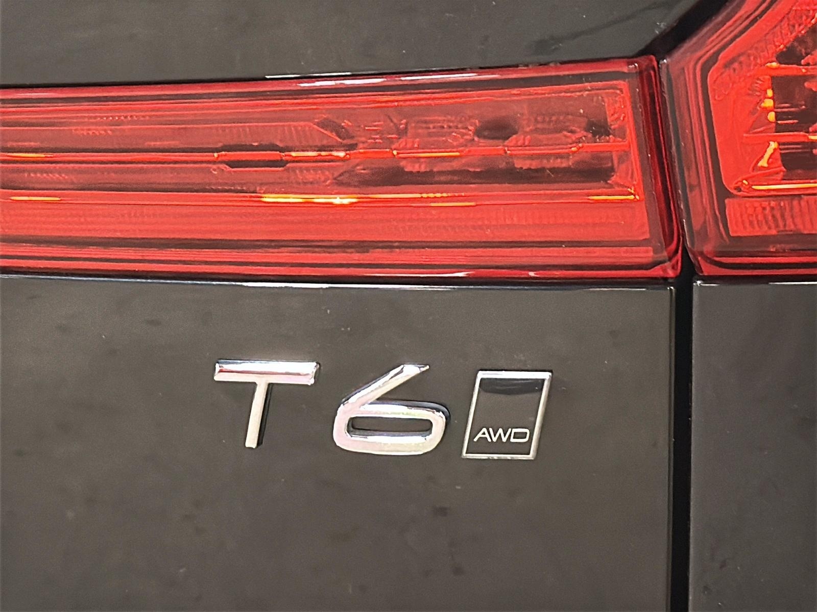 Volvo XC60 T6 MOMENTUM CUIR TOIT PANO NAV 4RM 2021 - image #28