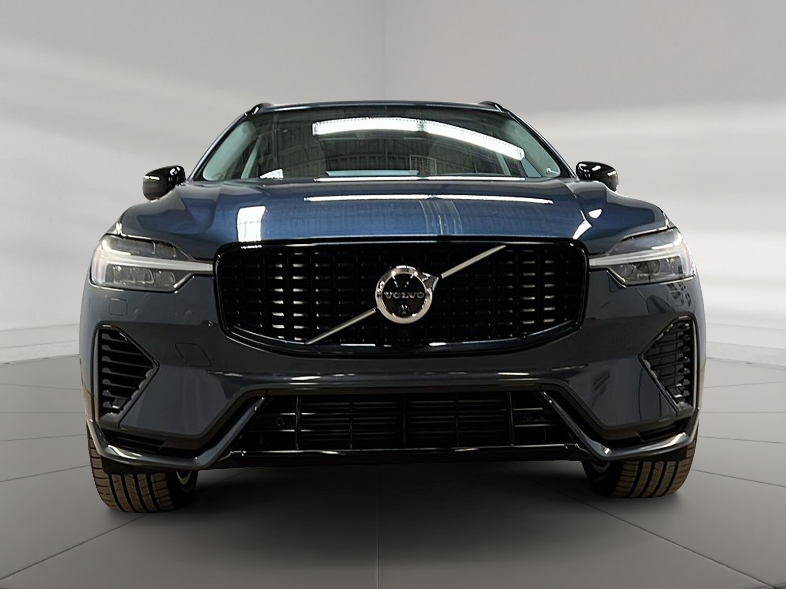 Volvo XC60 2024 - Image #2