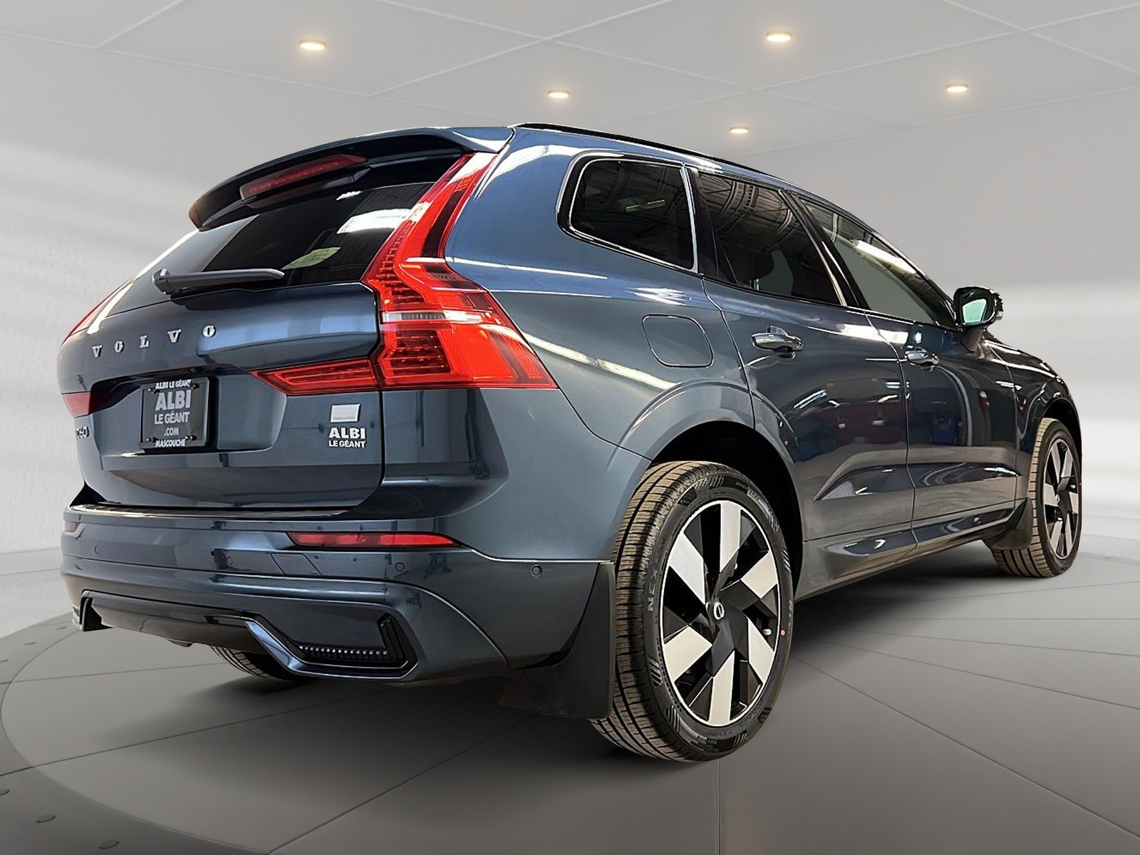 Volvo XC60 2024 - Image #4