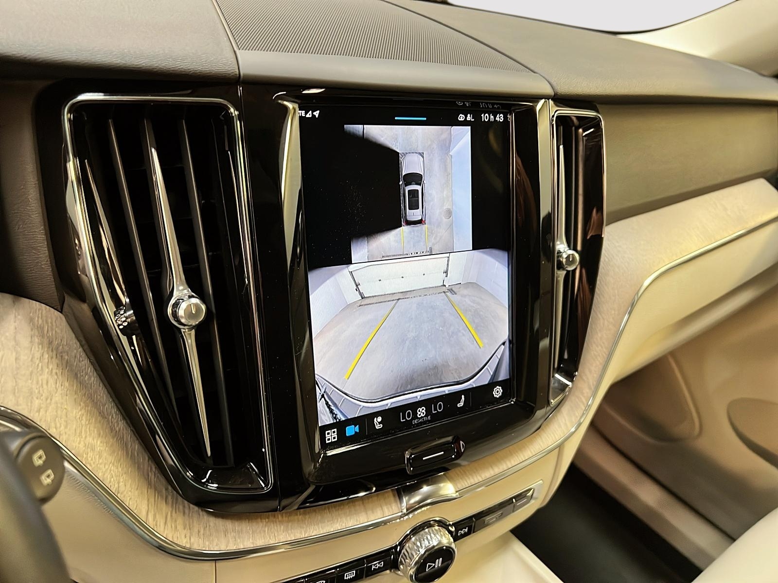 Volvo XC60 2024 - Image #20