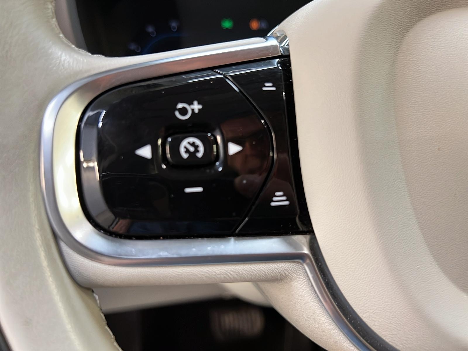 Volvo XC60 2024 - Image #24