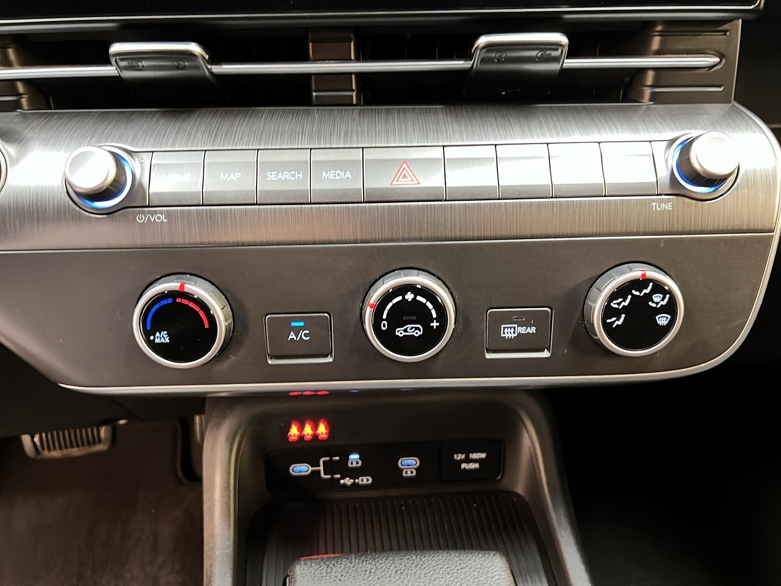 Hyundai Kona ESSENTIEL 2024 - image #14