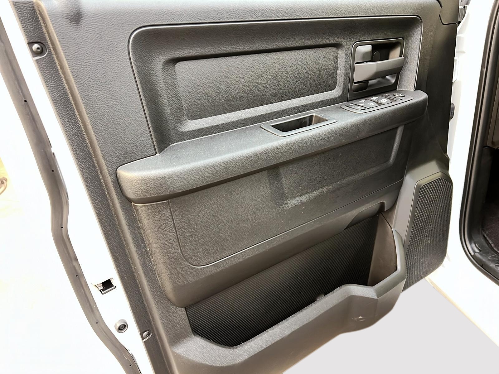 RAM 1500 Classic 2023 - Image #21