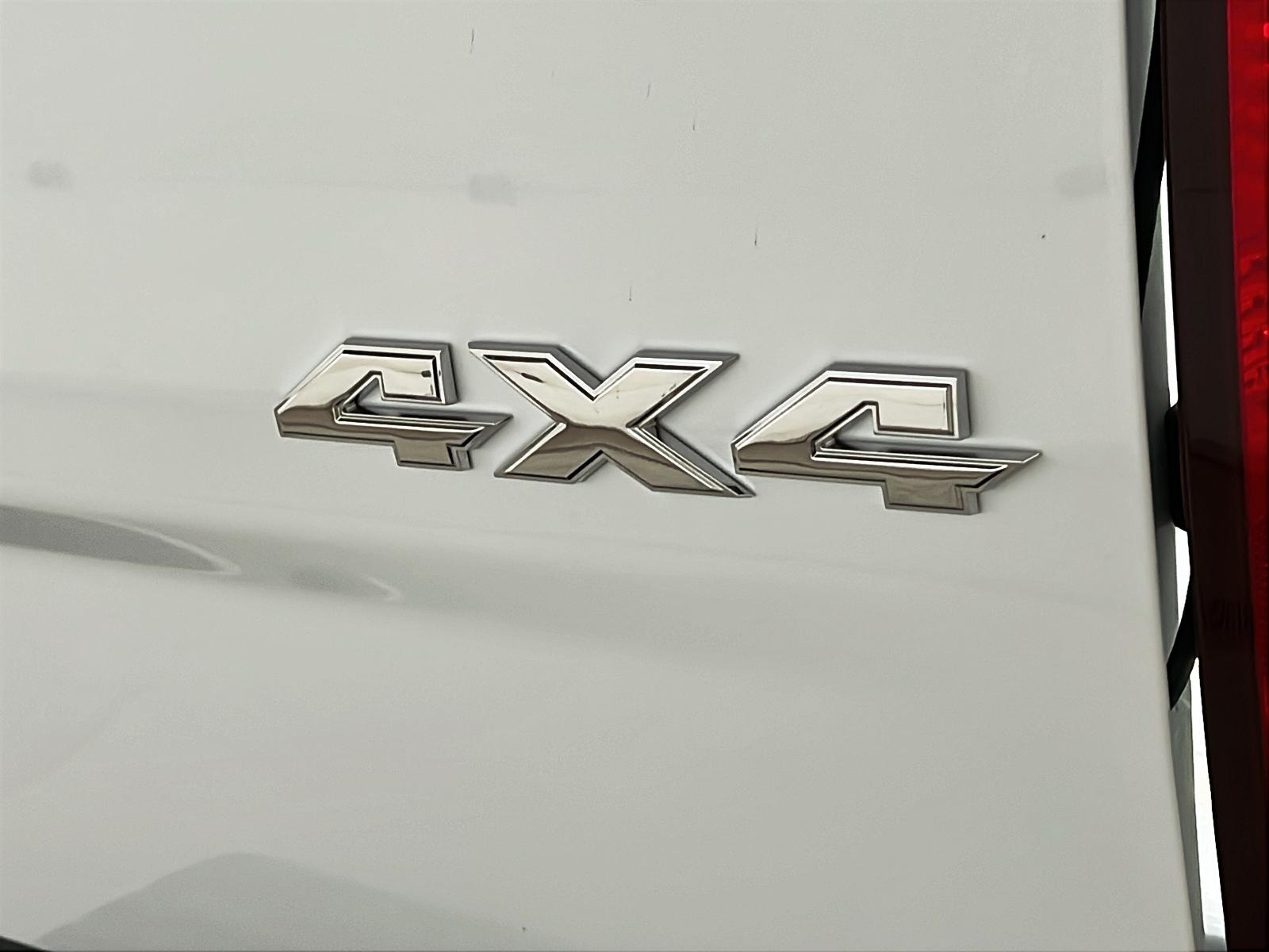 RAM 1500 Classic 2023 - Image #25