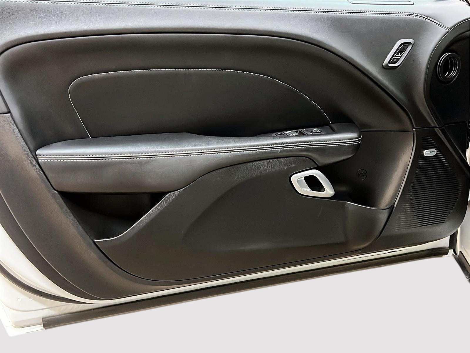 Dodge Challenger GT PLUS BLACKTOP TOIT 4RM 2023 - image #25