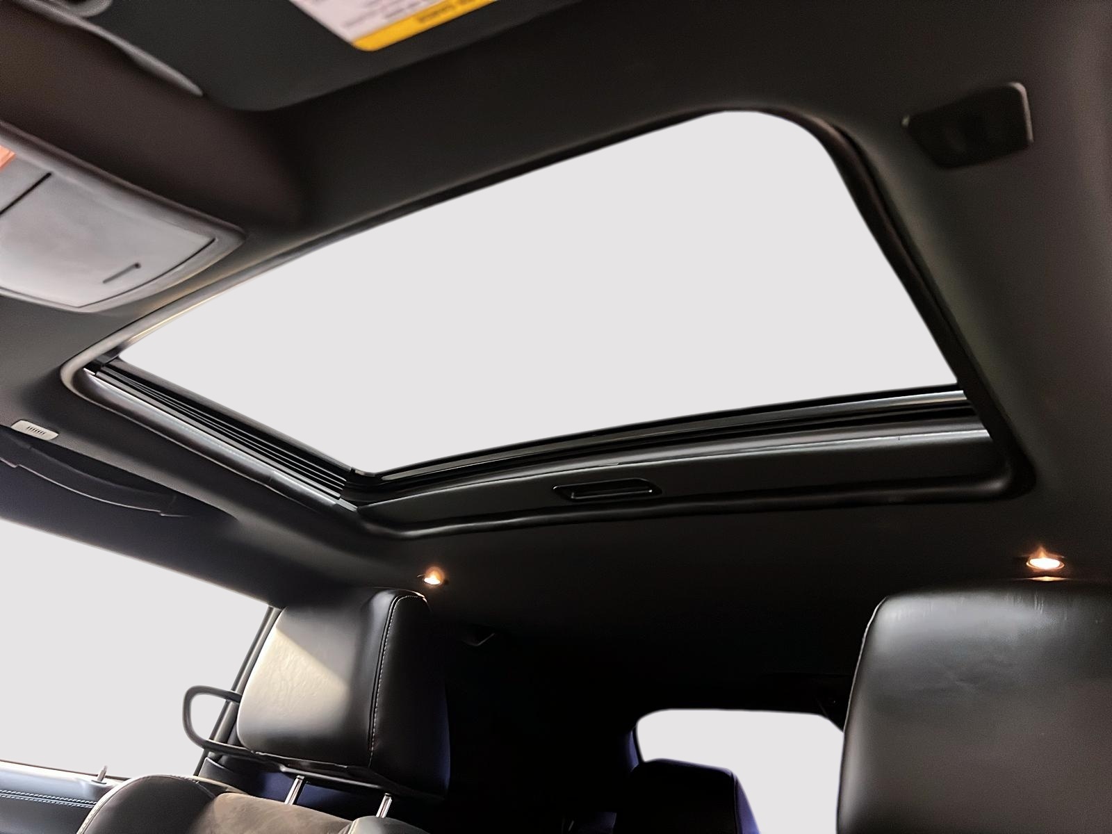 Dodge Challenger GT PLUS BLACKTOP TOIT 4RM 2023 - image #9