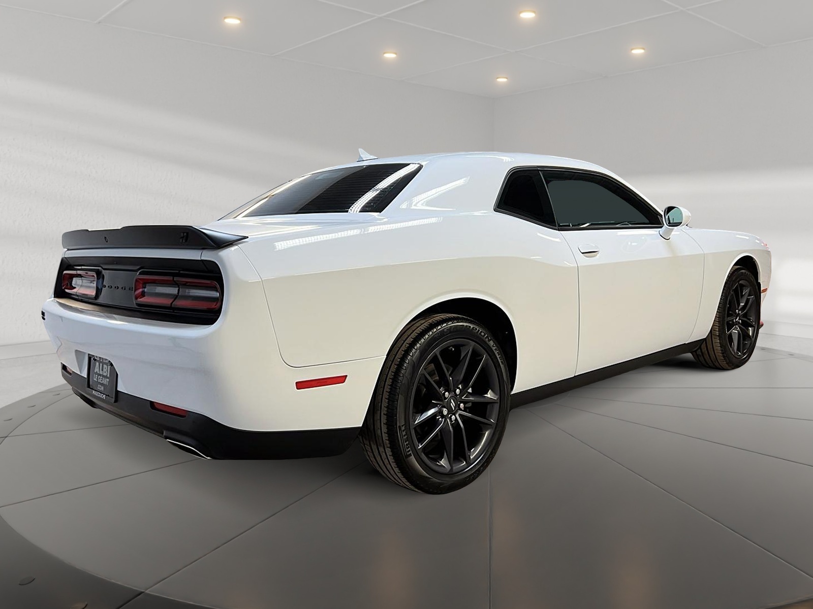 Dodge Challenger GT PLUS BLACKTOP TOIT 4RM 2023 - image #4