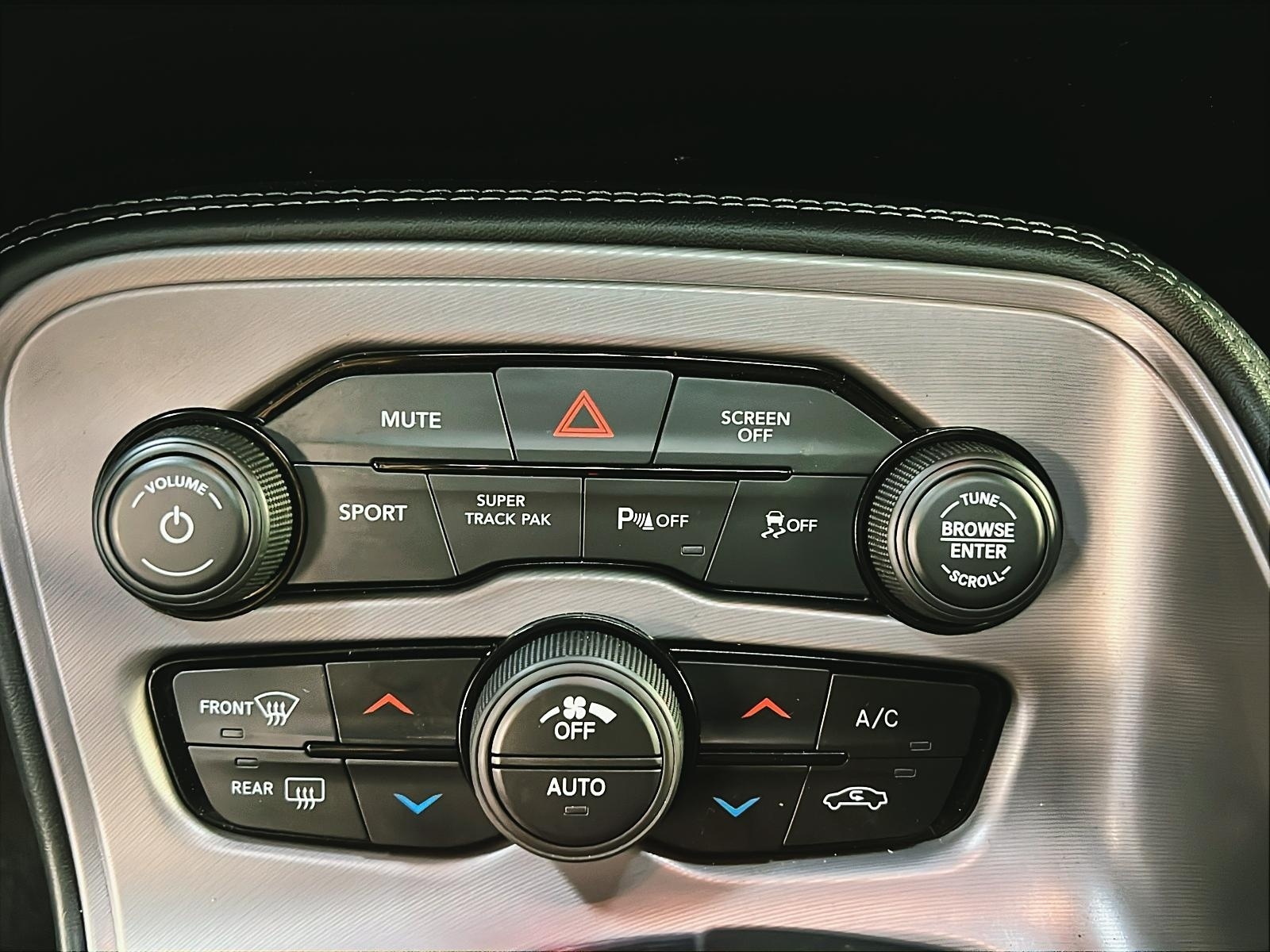 Dodge Challenger GT PLUS BLACKTOP TOIT 4RM 2023 - image #15