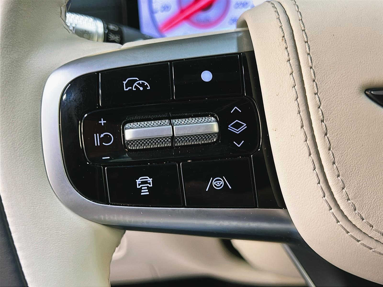 Genesis GV80 PRESTIGE 3.5T CUIR TOIT PANO NAV 4RM 2025 - image #25