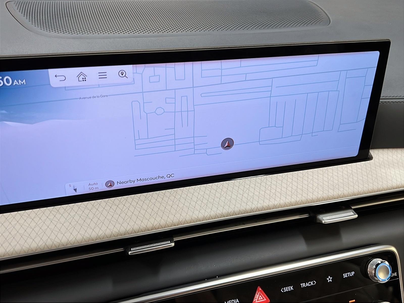 Genesis GV80 PRESTIGE 3.5T CUIR TOIT PANO NAV 4RM 2025 - image #22