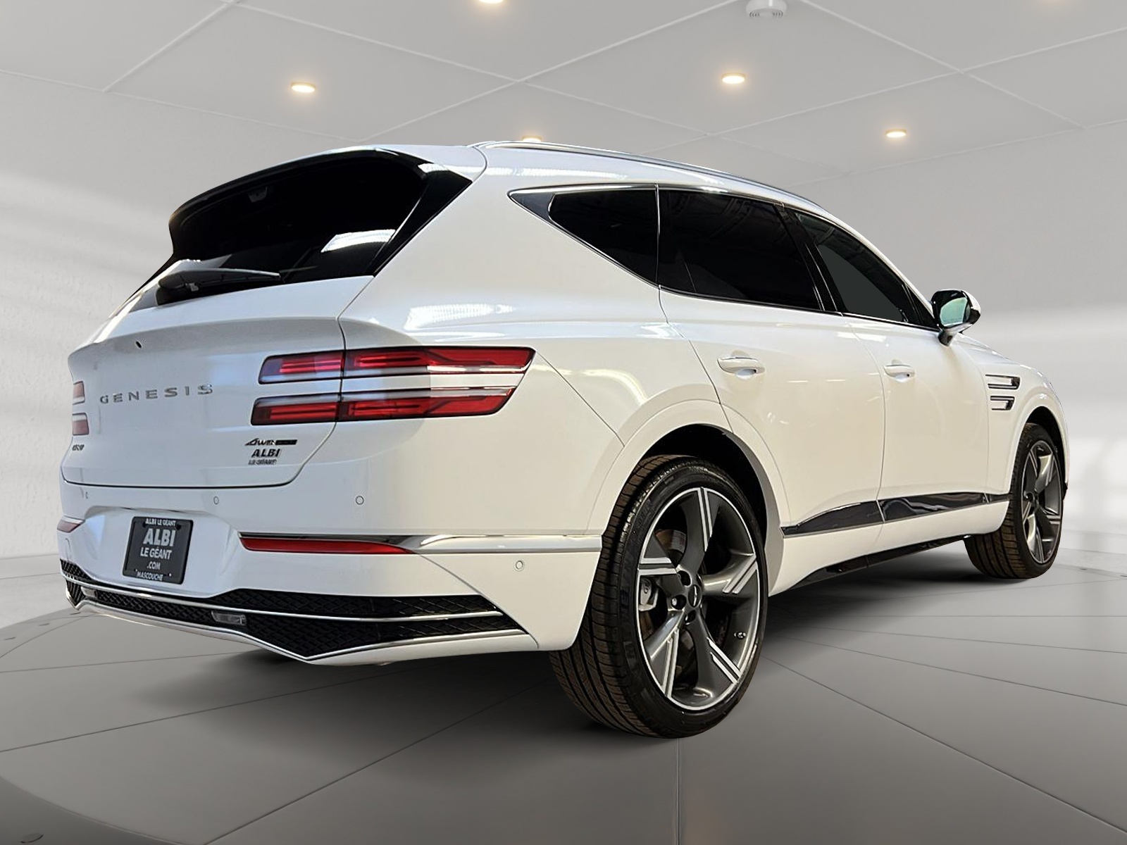Genesis GV80 PRESTIGE 3.5T CUIR TOIT PANO NAV 4RM 2025 - image #4