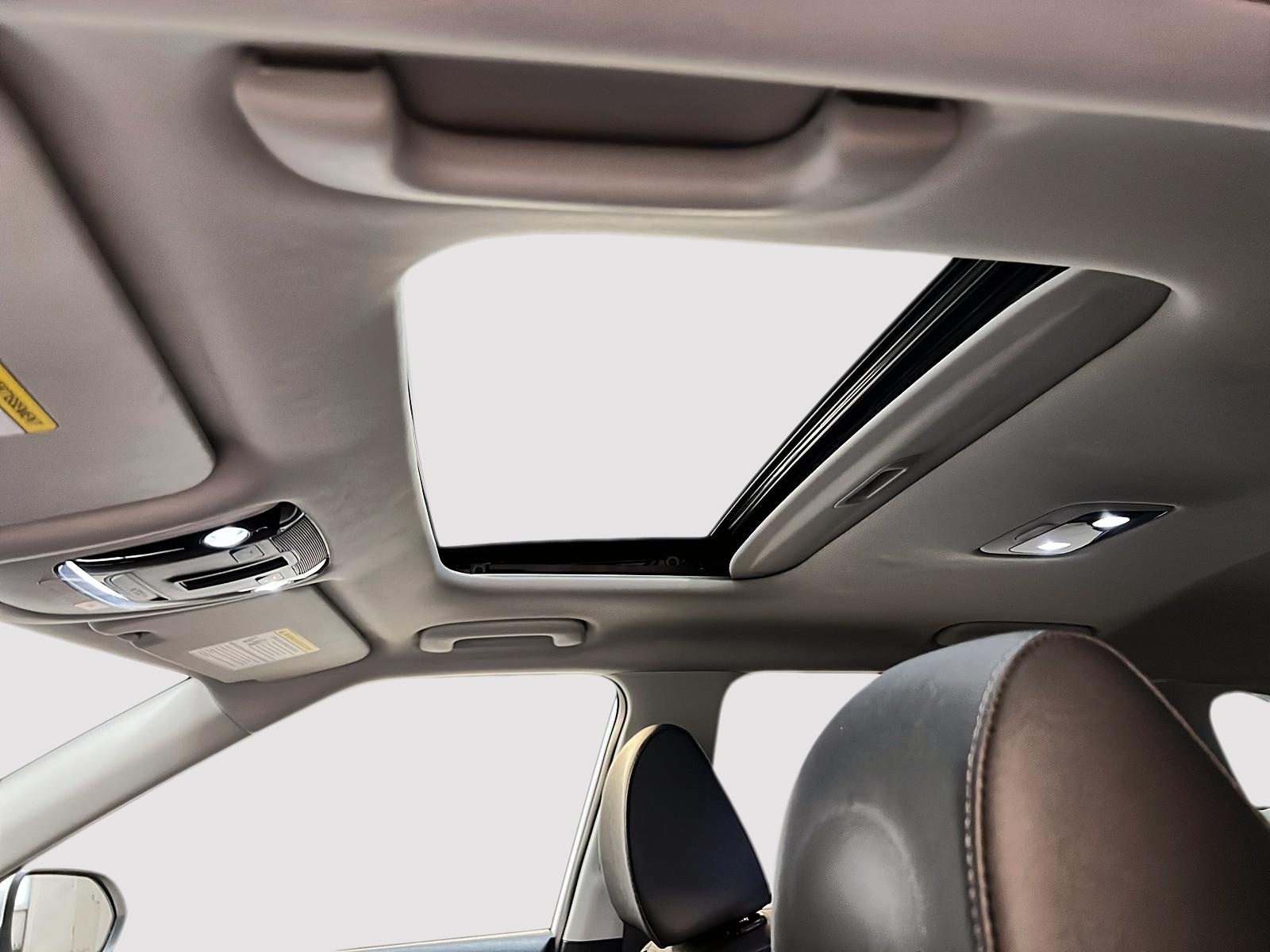 Kia SELTOS SX TURBO CUIR TOIT NAV 4RM 2022 - image #10