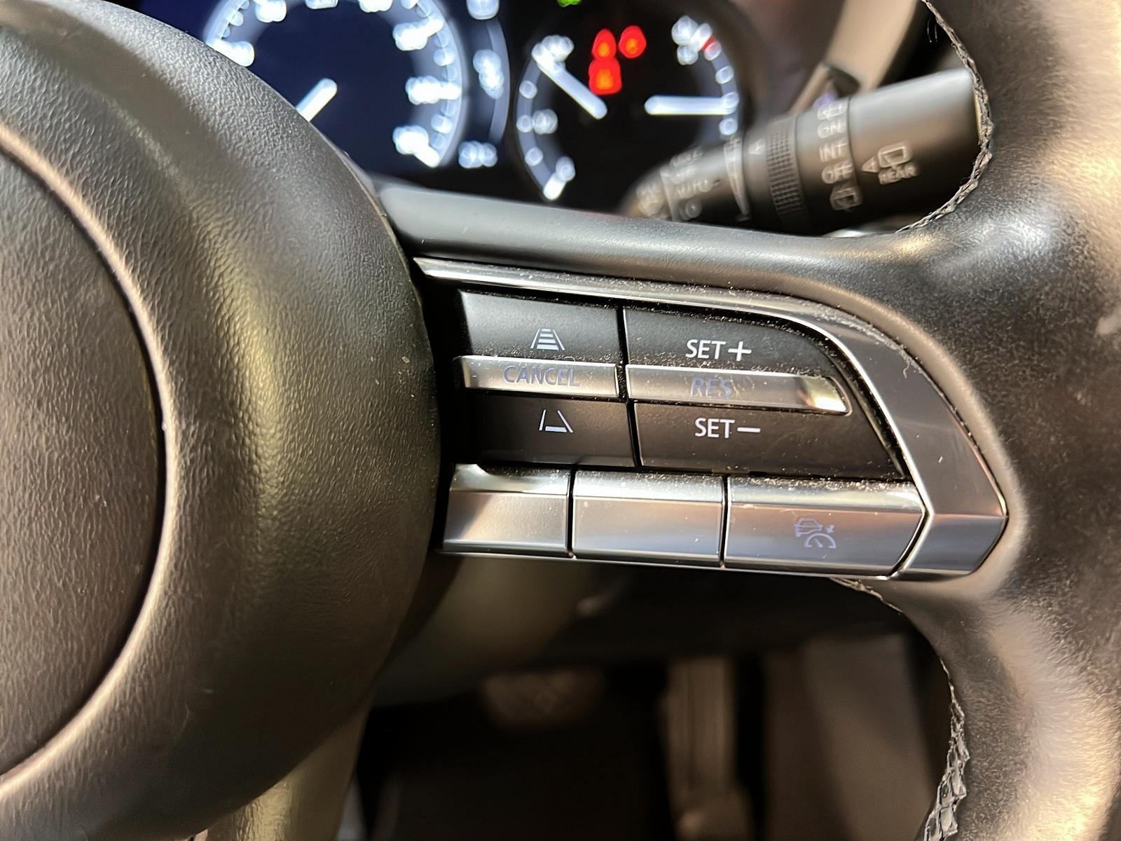 Mazda MX-30 2023 - Image #20