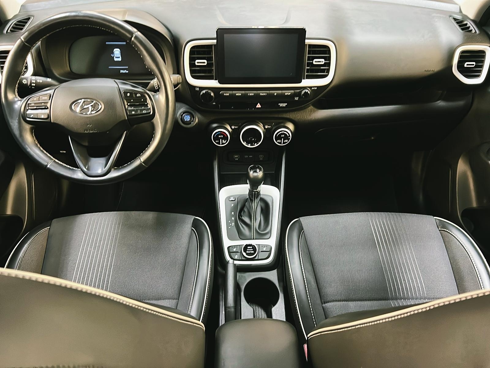 Hyundai Venue ULTIMATE TOIT 2023 - image #11