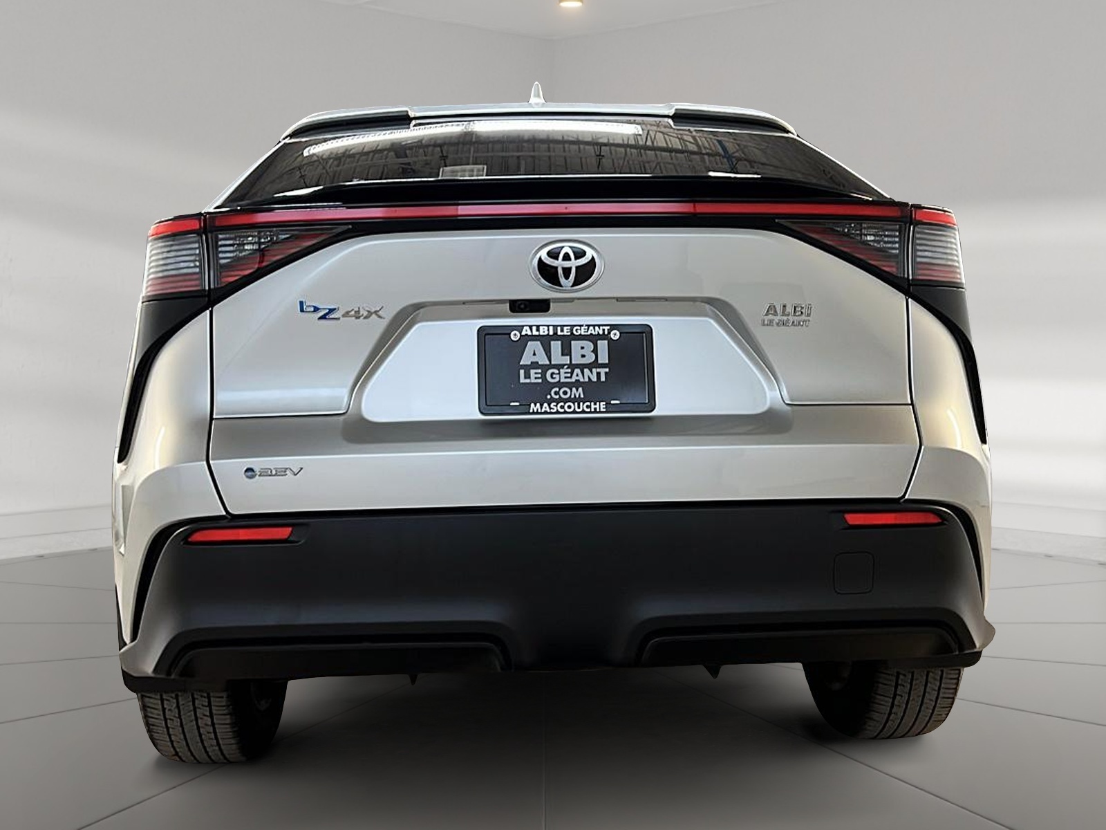 Toyota bZ4X LE 2024 - image #5