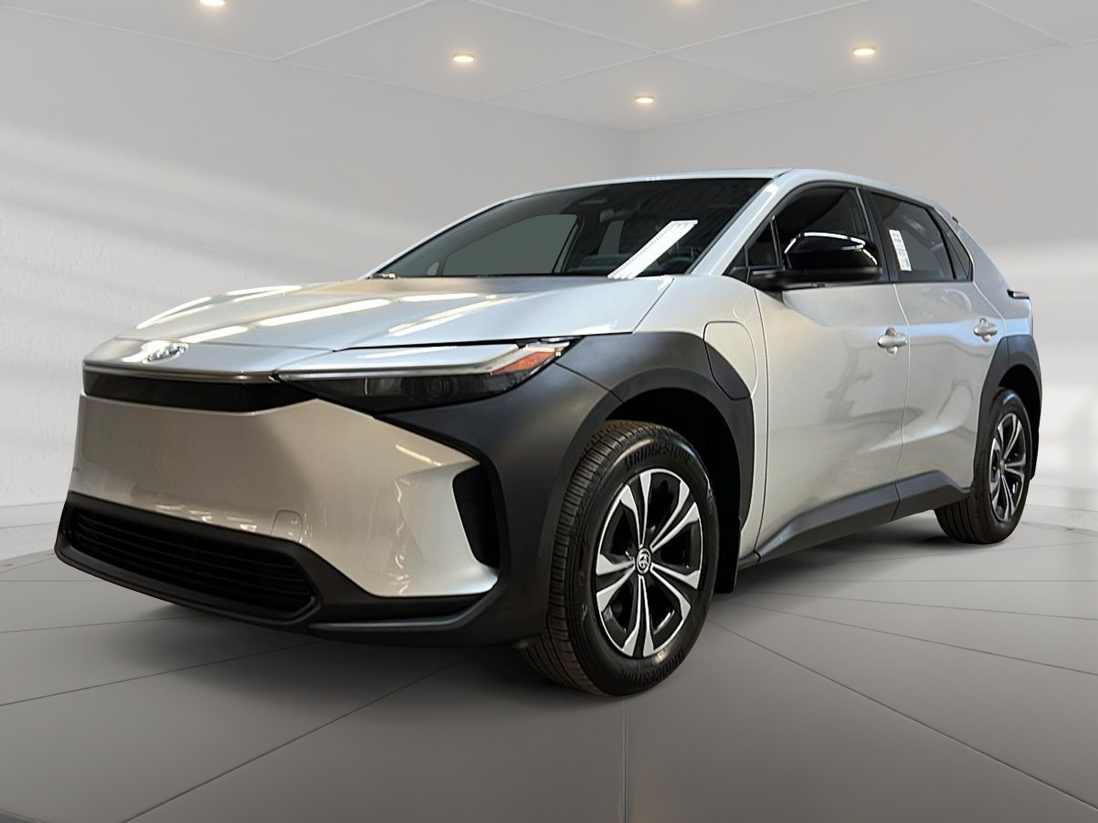 Toyota bZ4X 2024 - Image #1
