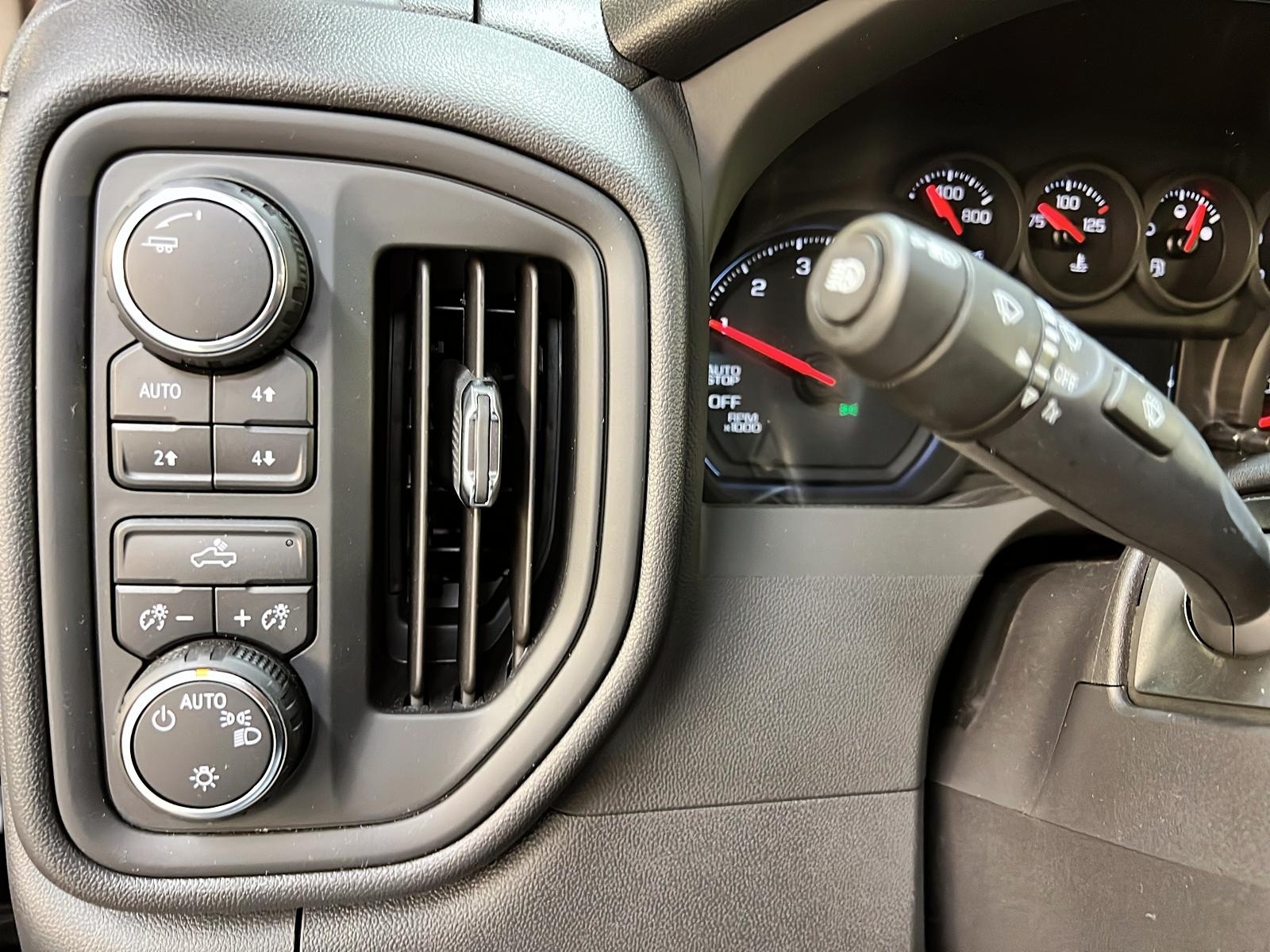Chevrolet Silverado 1500 2025 - Image #19