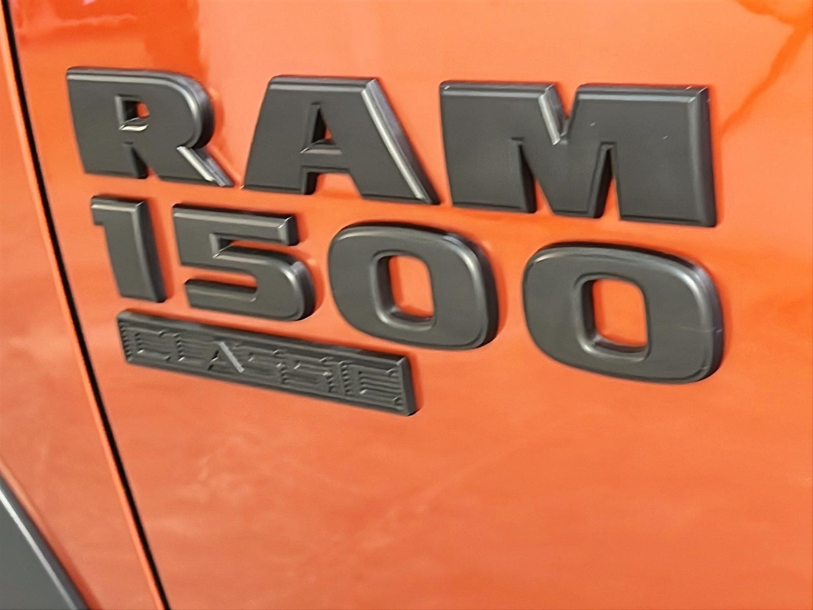 RAM 1500 Classic WARLOCK CREW CAB NAV 4X4 2023 - image #24
