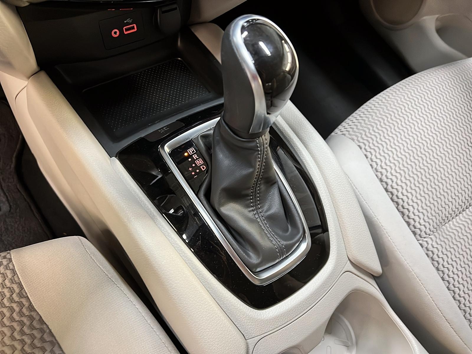 Nissan Qashqai S 4RM 2023 - image #11