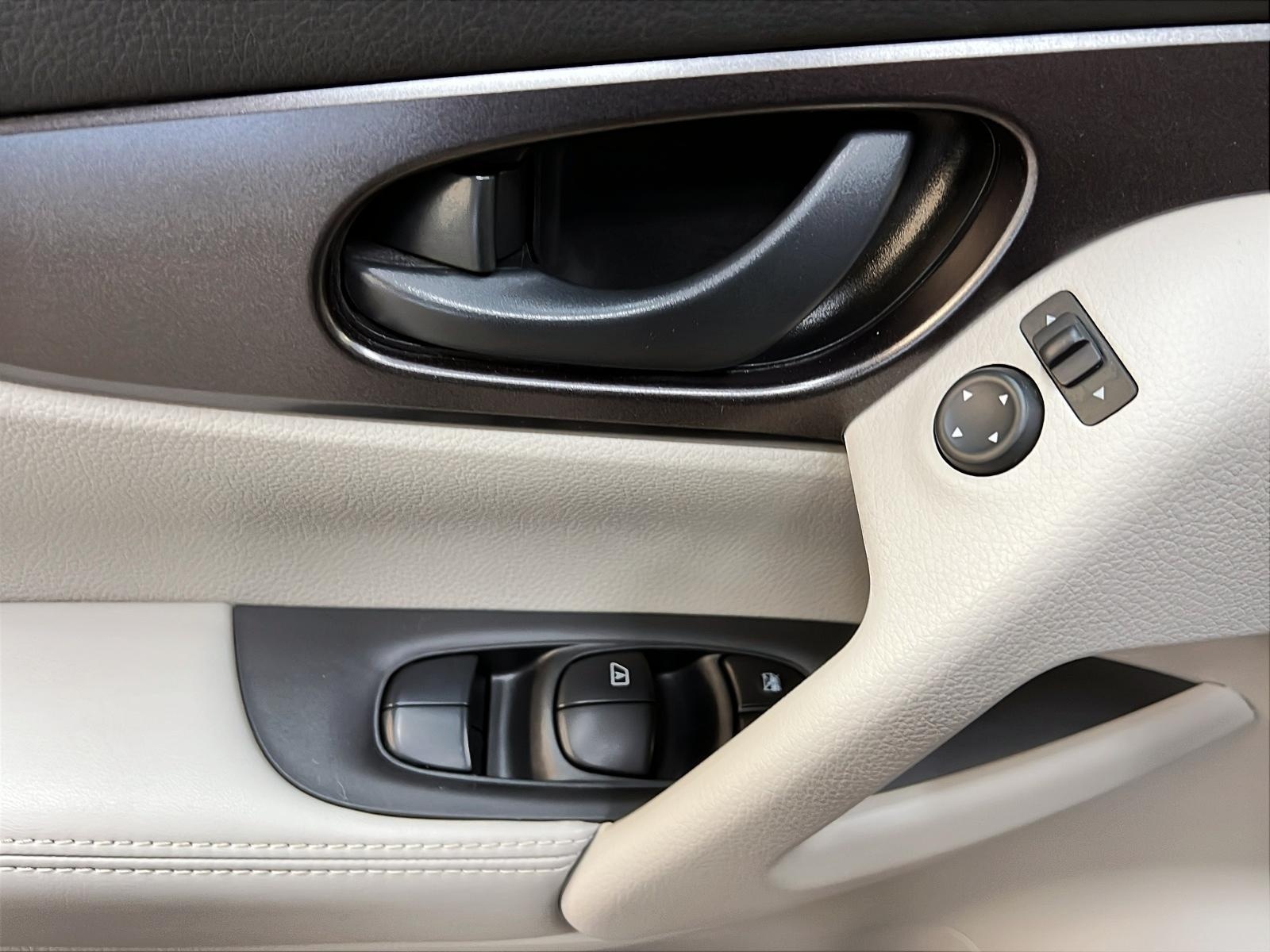 Nissan Qashqai S 4RM 2023 - image #19