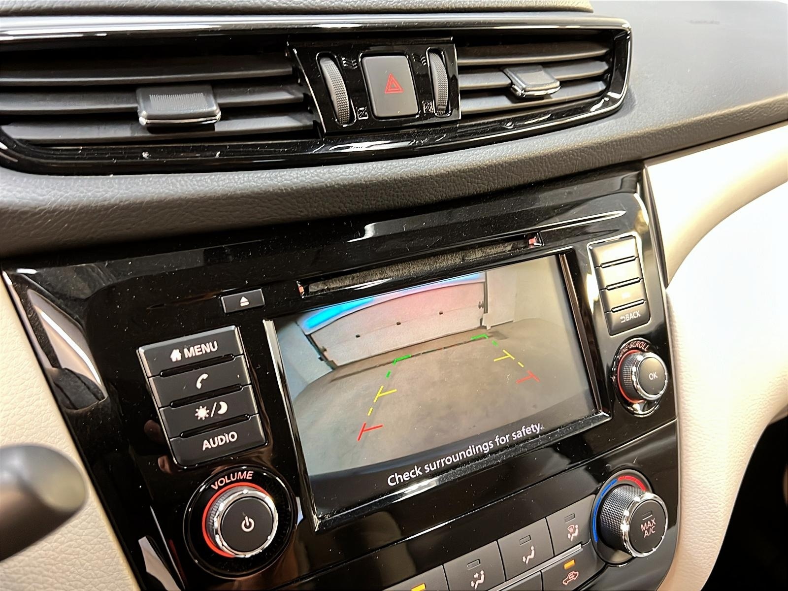 Nissan Qashqai S 4RM 2023 - image #15