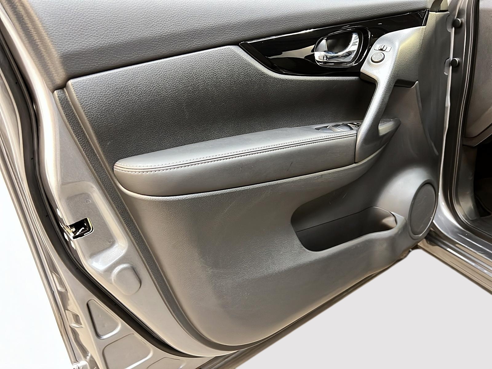 Nissan Qashqai 2023 - Image #24