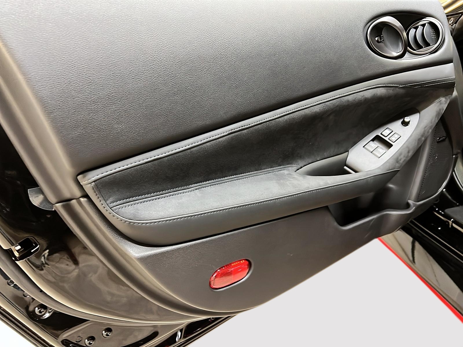 Nissan Z NISMO 2024 - image #21