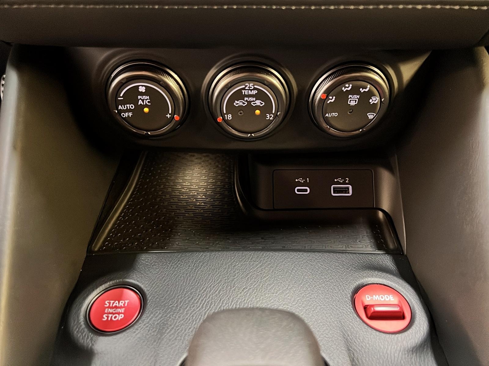 Nissan Z 2024 - Image #13