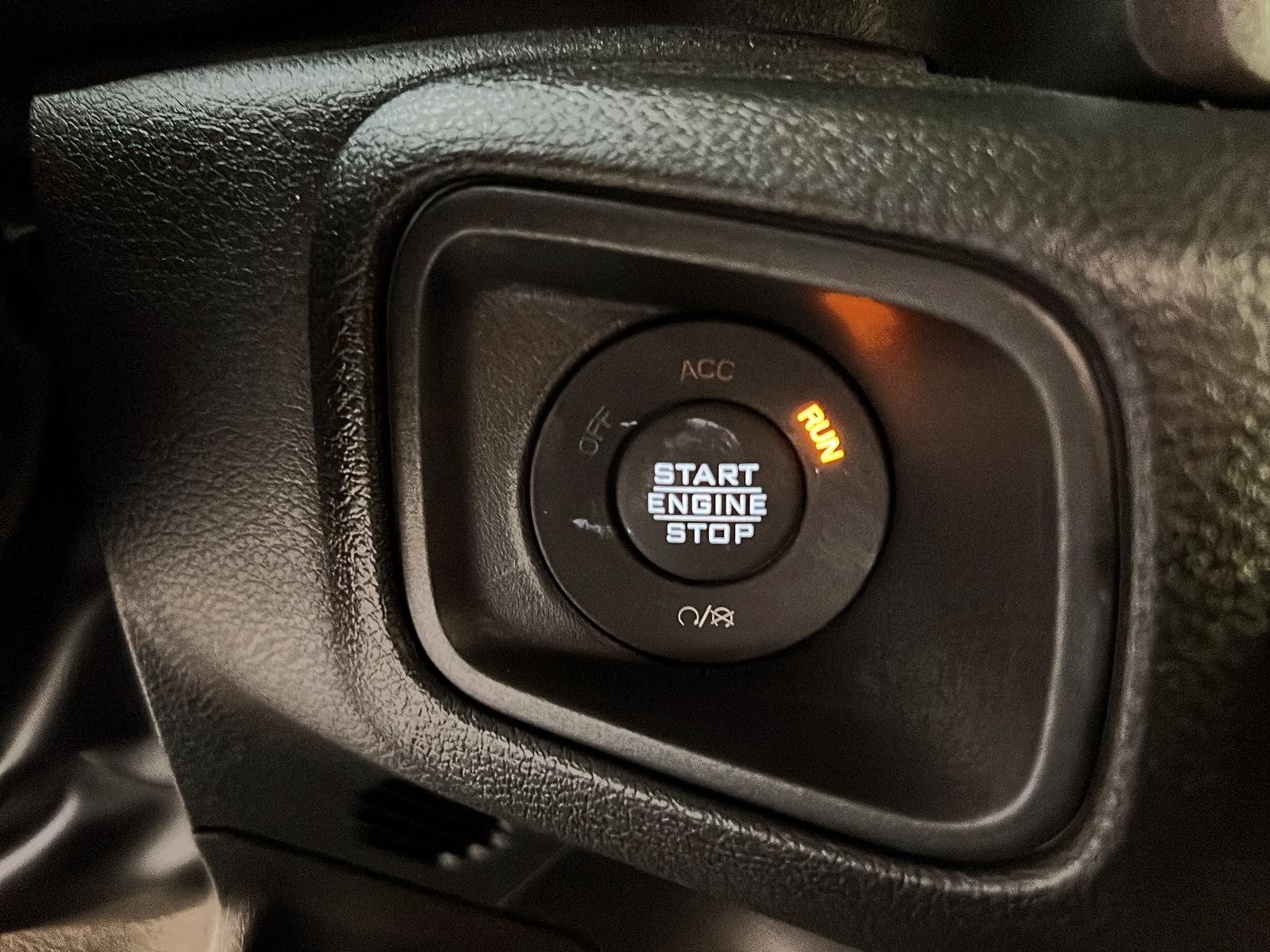 Jeep Wrangler WILLYS 4X4 2024 - image #17