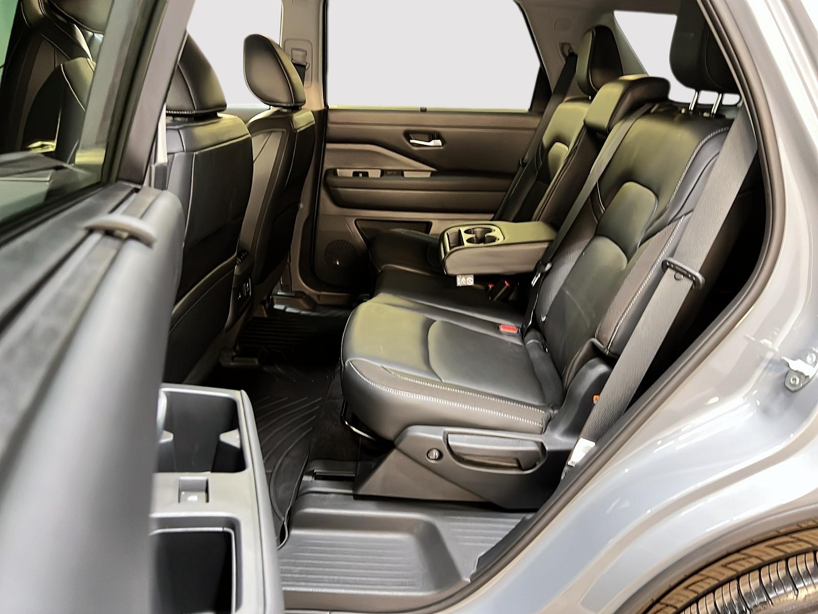 Nissan Pathfinder 2023 - Image #9