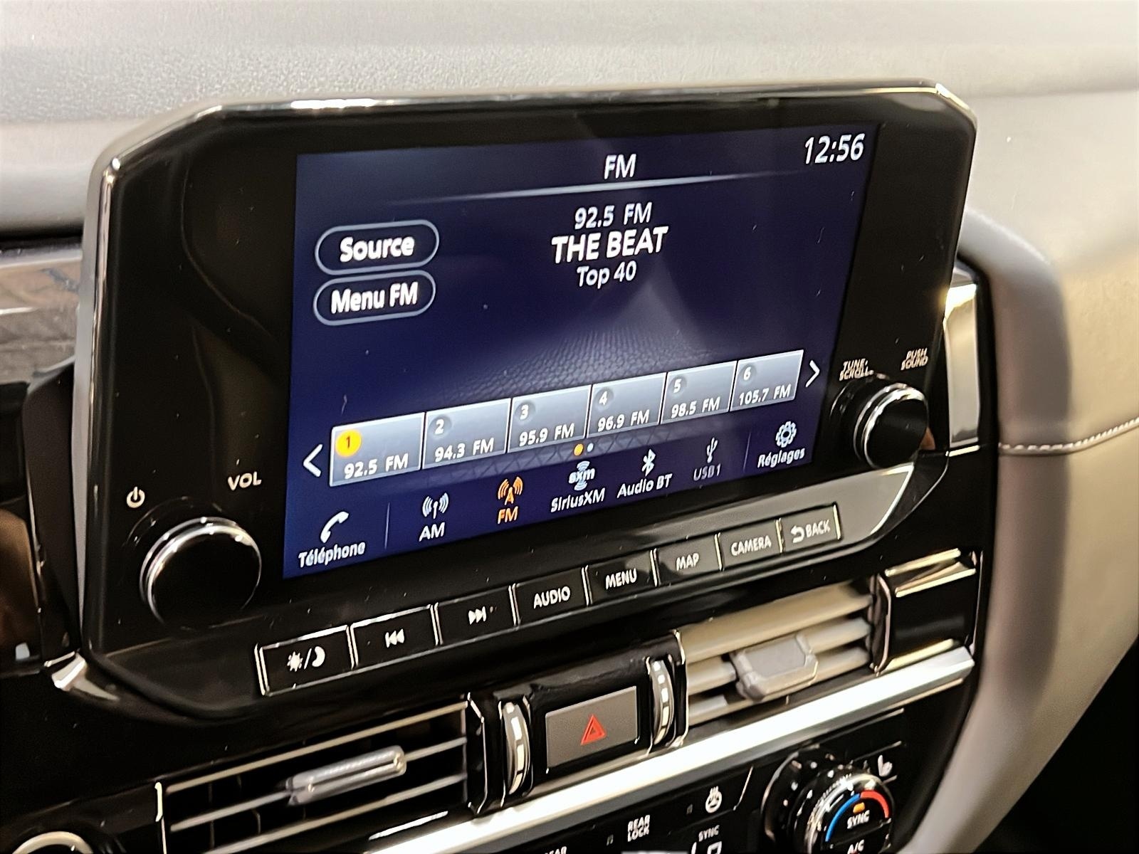 Nissan Pathfinder SL CUIR TOIT PANO NAV 4RM 2023 - image #19