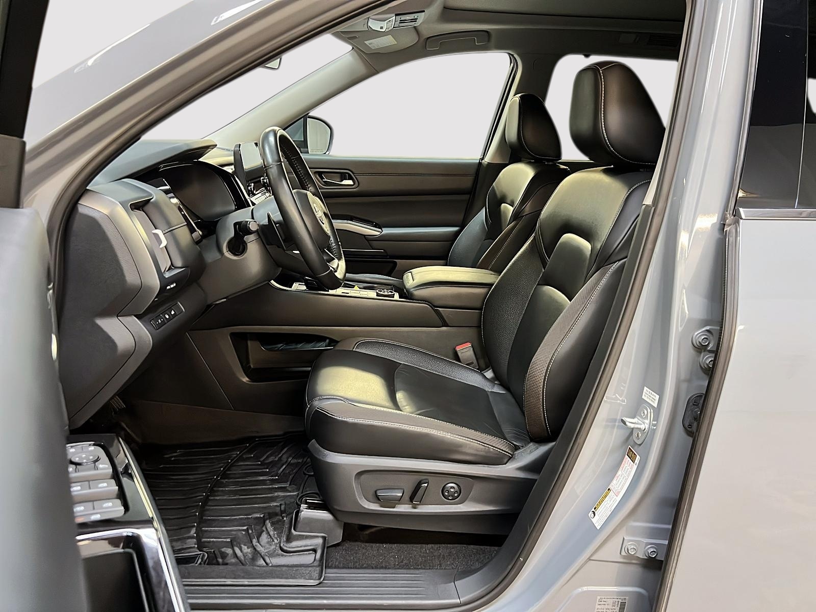 Nissan Pathfinder 2023 - Image #7