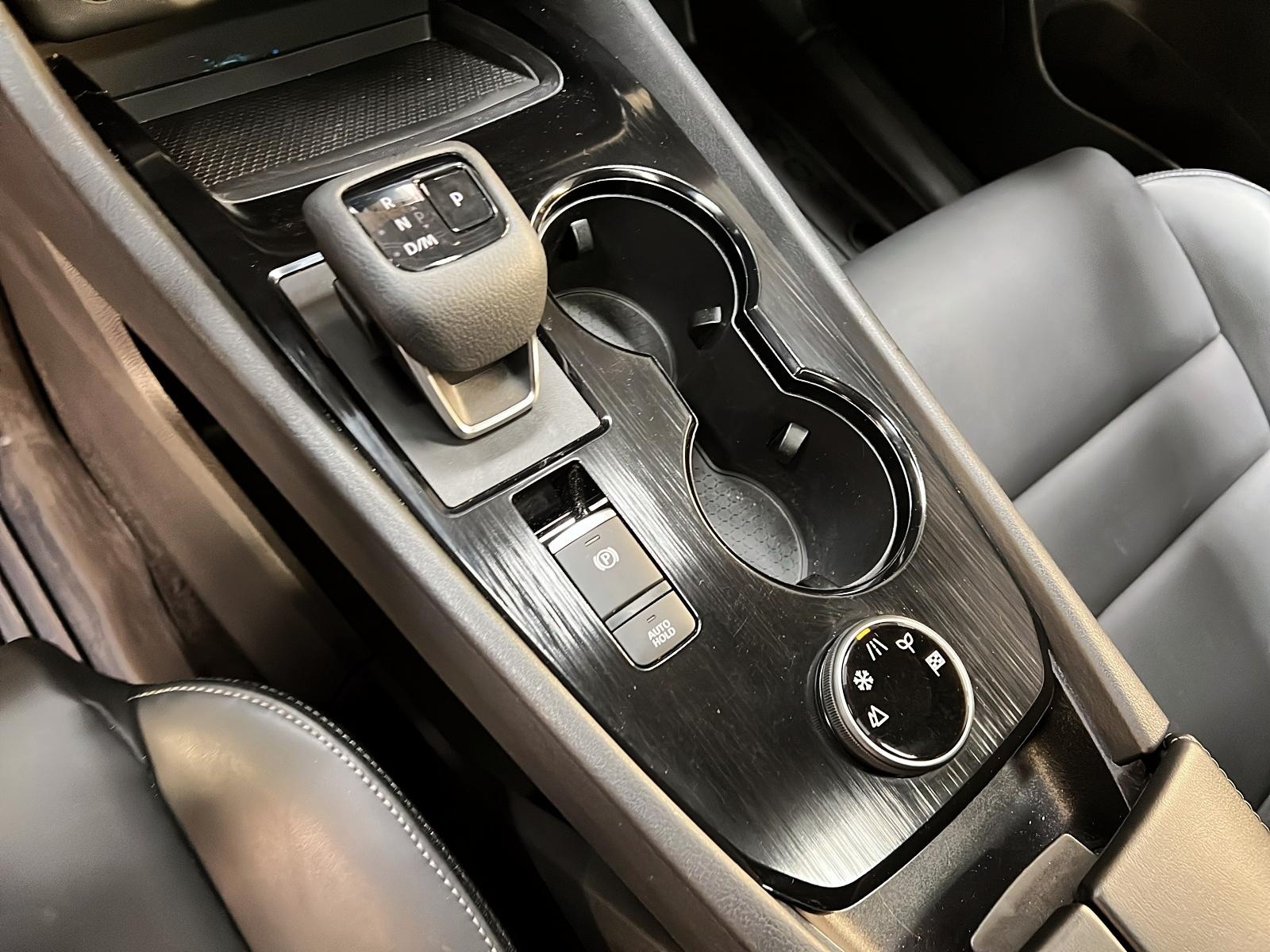 Nissan Rogue SV MIDNIGHT CUIR TOIT PANO 4RM 2023 - image #13