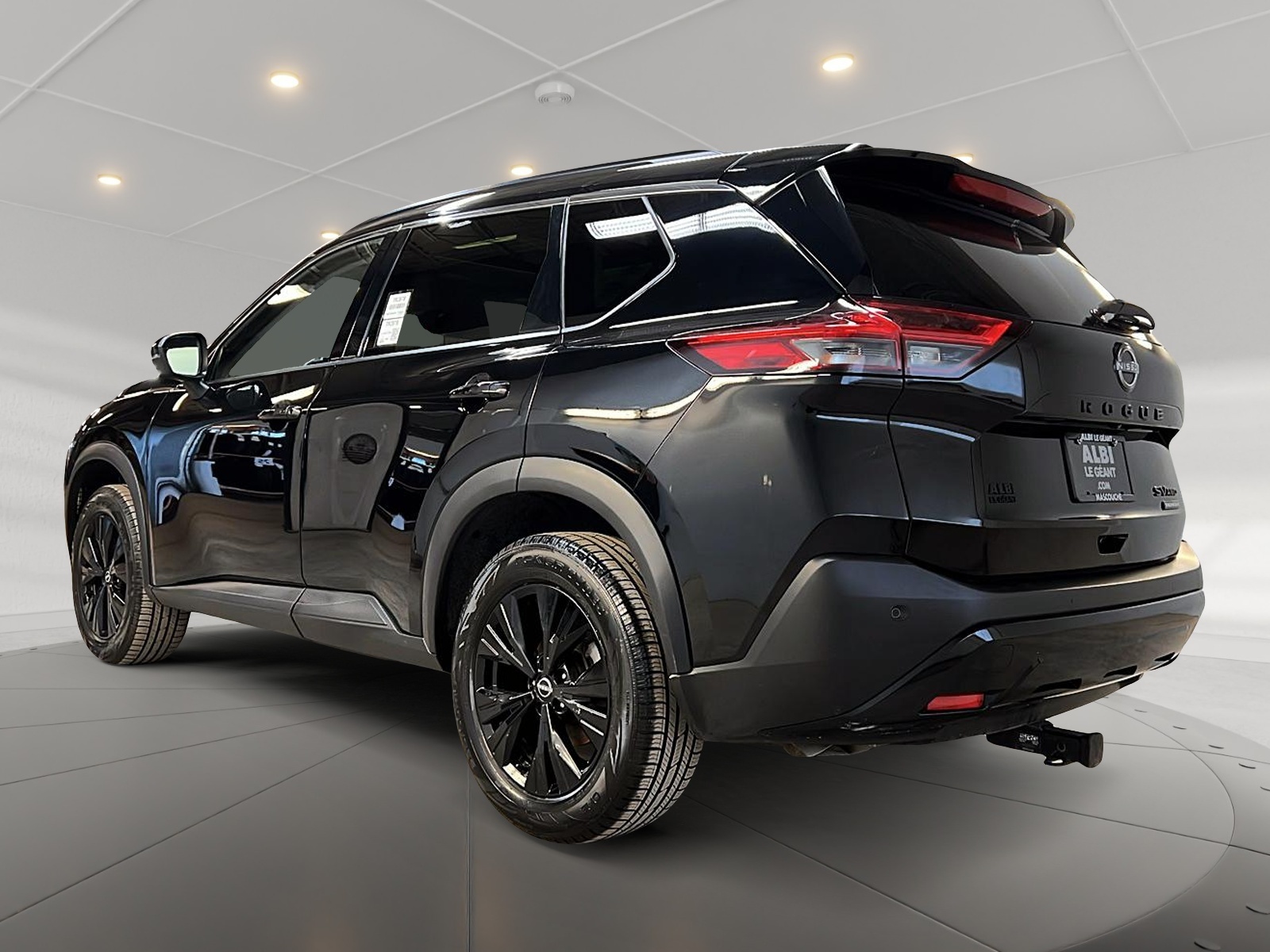 Nissan Rogue SV MIDNIGHT CUIR TOIT PANO 4RM 2023 - image #6