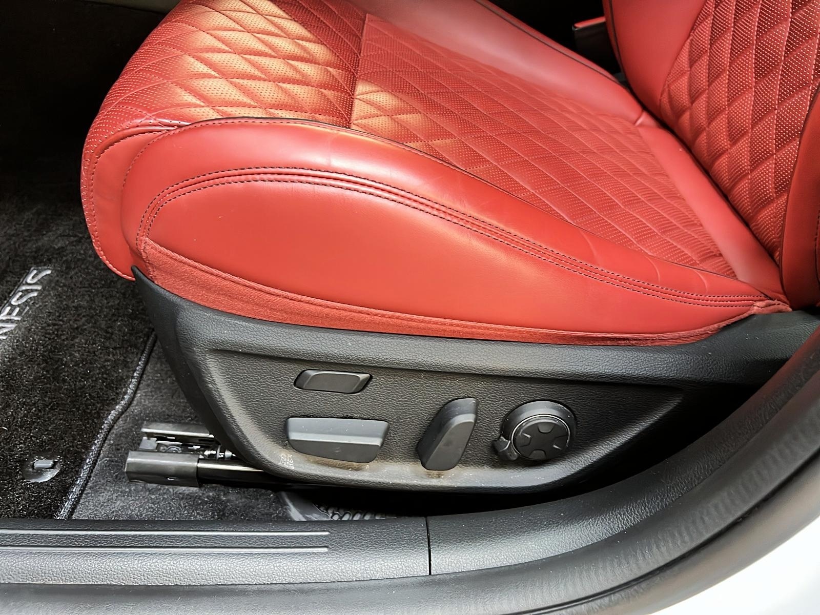 Genesis G70 SPORT 3.3T CUIR TOIT NAV 4RM 2023 - image #26