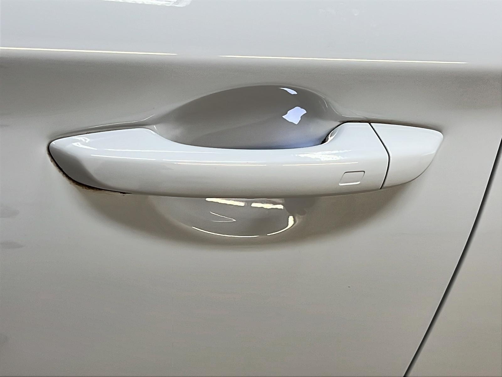 Genesis G70 2023 - Image #27