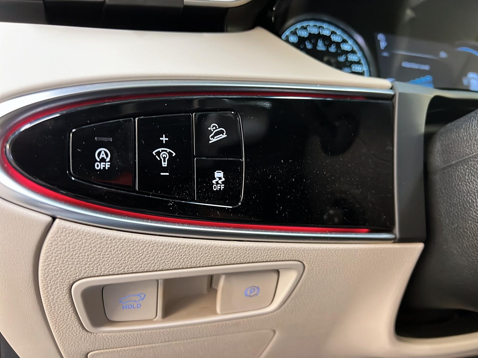 Genesis GV70 ADVANCED PLUS 2.5T CUIR TOIT PANO NAV 4RM 2025 - image #24