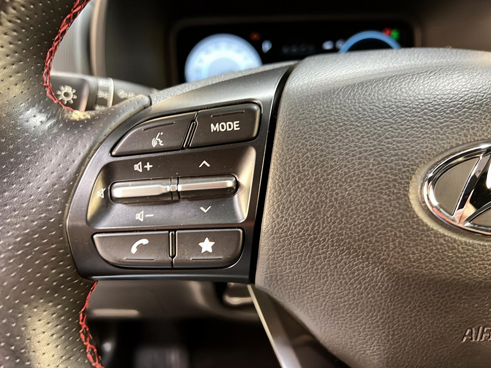 Hyundai Kona N LINE ULTIMATE CUIR TOIT NAV 4RM 2022 - image #21