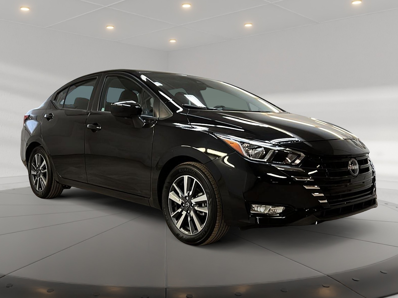 Nissan Versa SV 2025 — photo 3