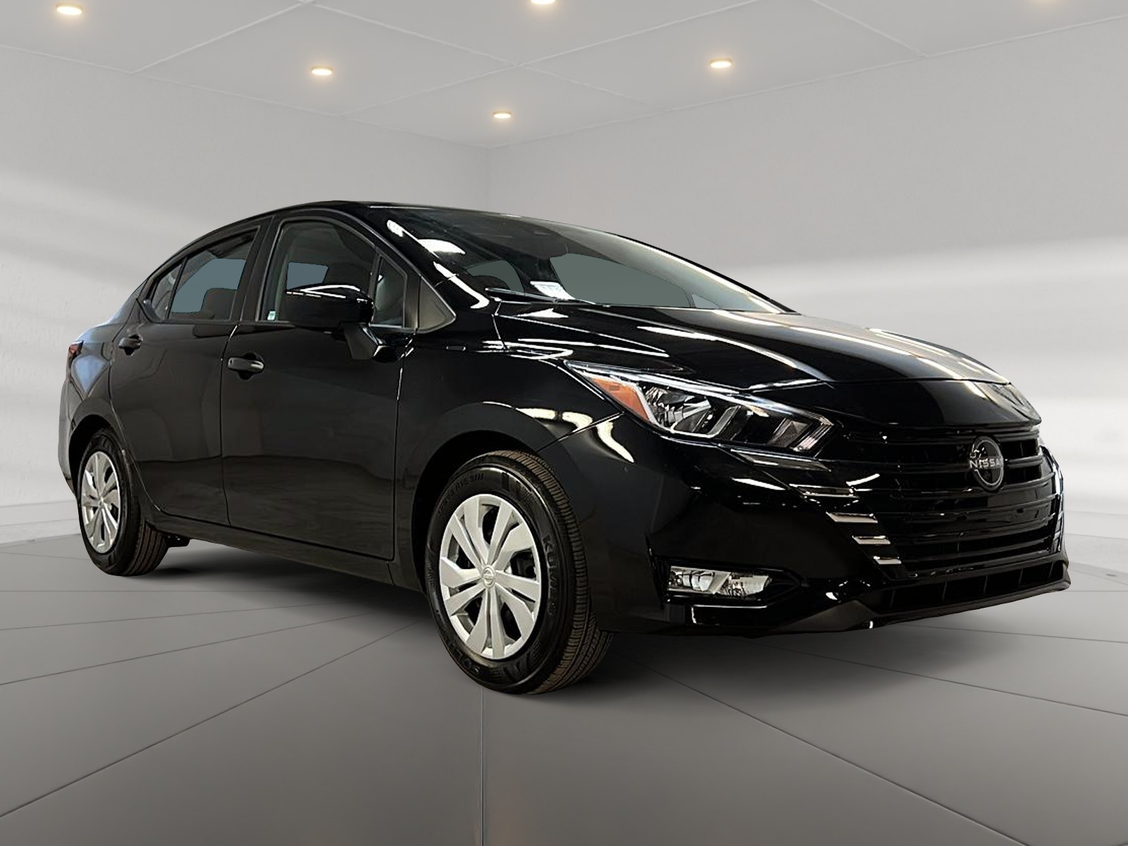 Nissan Versa 2025 - Image #3